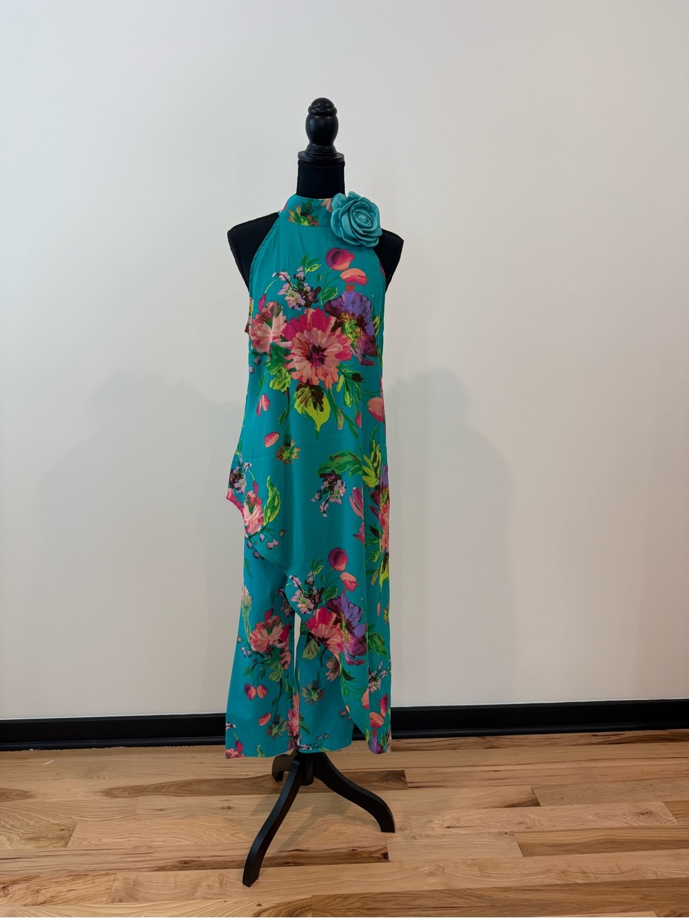 NWT New York & Company Floral 2-Piece Pant Set – Medium